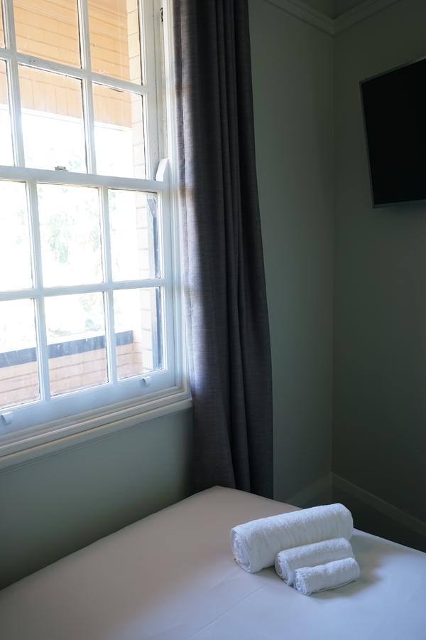 Rosehill Hotel Сидни Екстериор снимка